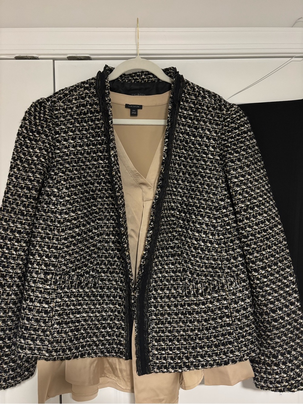 2 for 1 bundle! Black & White Tweed Open-Front Jacket w gold blouse